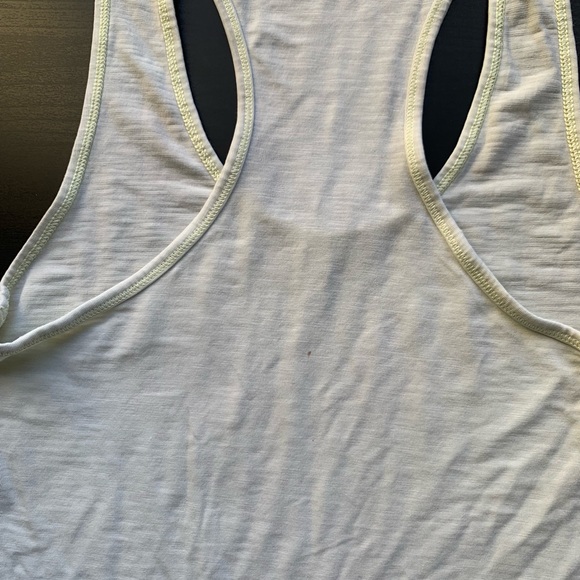 Lululemon Athletica Light Yellow Racerback Athletic Lightweight Tank Top size S - Picture 4 of 9